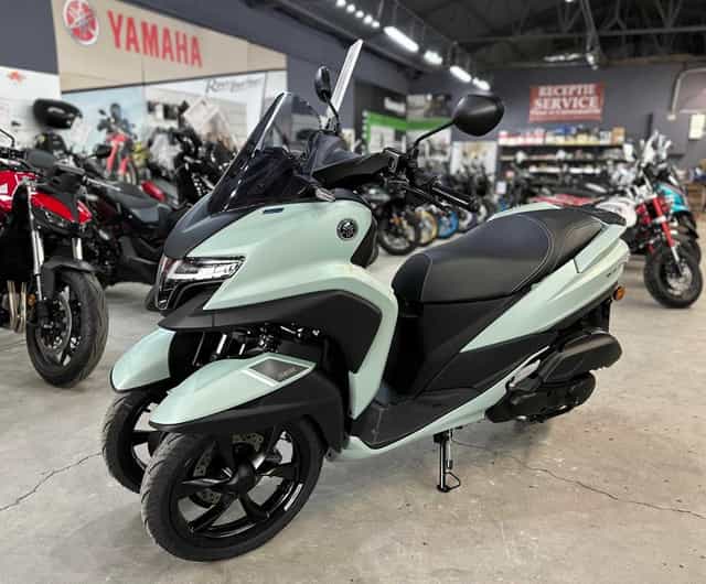 Yamaha Tricity 125 - se conduce cu B125 - stoc Yamaha Constanta