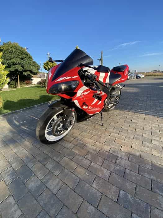 Vand Yamaha R1 2007 RN19