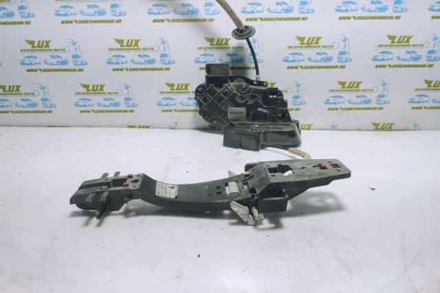 Broasca incuietoare usa stanga spate fqm000158 Land Rover Discovery 3  [din 2004 pana  2009] ...