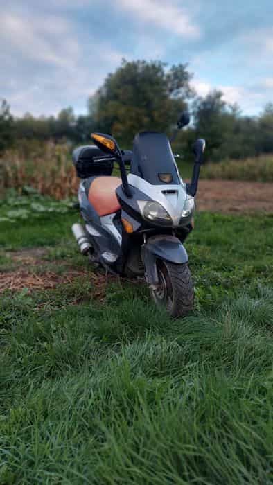 Vand scuter !!DEFECT!! (citiți descrierea)