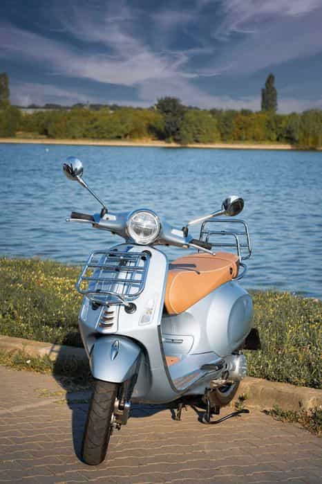 Vespa Primavera 49 cc - PicNic - stare excelentă