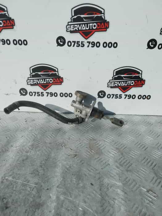 pompa ambreiaj nissan navara (2004->) 2.5 motorina 2008