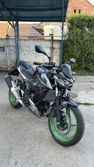 Kawasaki Z500 SE 2025 - 1700 km - in garantie