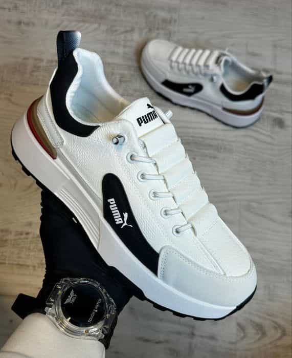 Adidasi barbati model nou