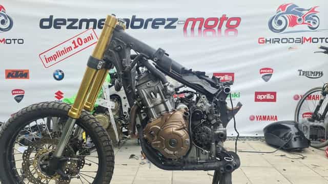 Motor Honda CRF 1000 Africa Twin, cutie automata