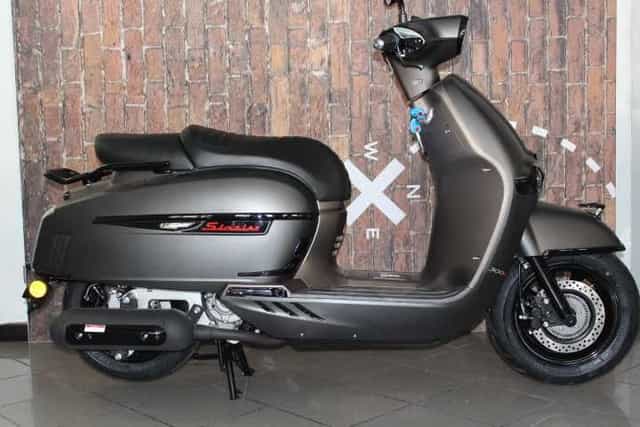 MYMOTO Vinde : Scuter Keeway SIXTIES 125, nou, posibilitate rate, B125