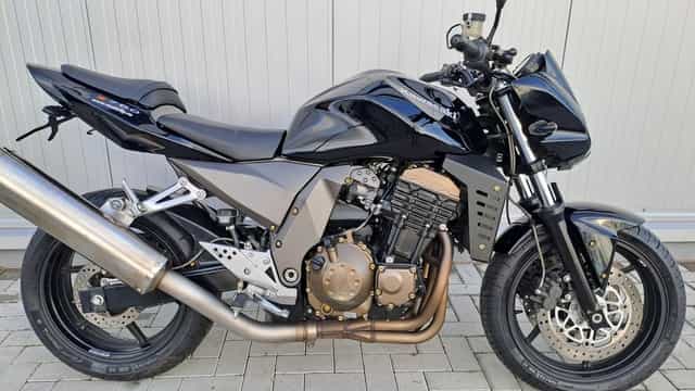 MotoFly Ploiesti vinde Kawasaki Z750 an 2004