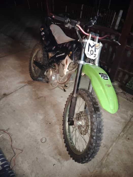 Vând kawasaki 250cc 4t