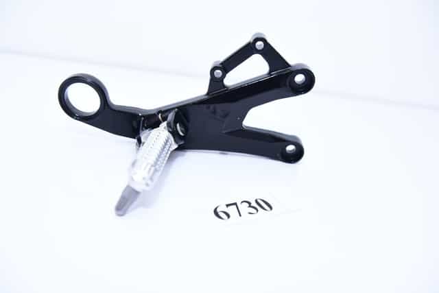 BMW S1000RR K46 / HP4 2009 - 2014 Suport cu scăriță dreapta