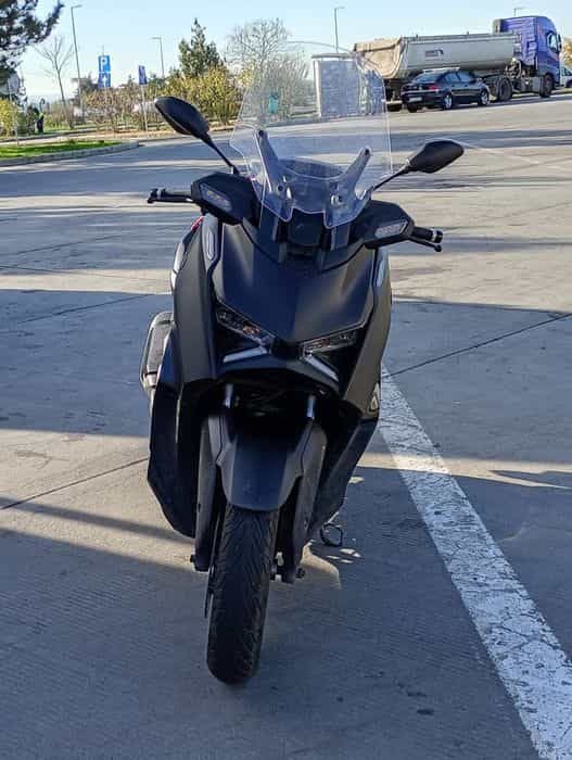 Xmax 300 tech plus 2025