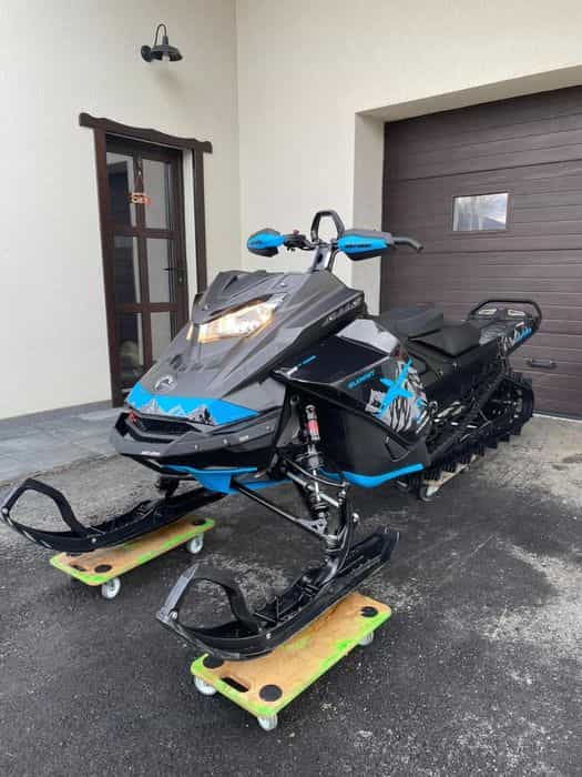 Skidoo Summit X Expert 850 Turbo