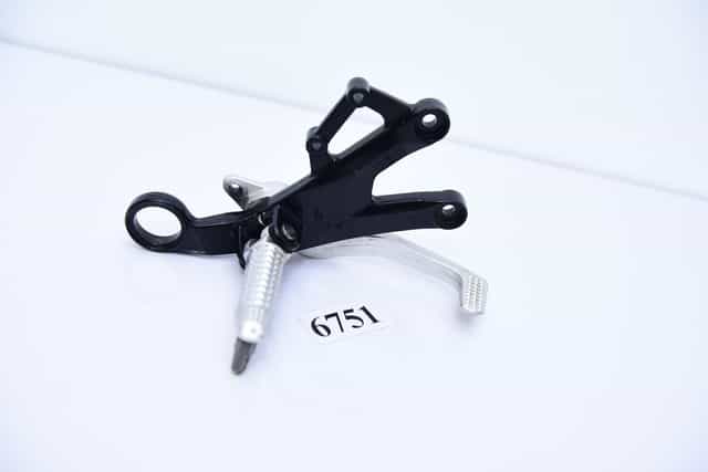 BMW S1000RR K46 / HP4 2009 - 2014 Suport cu scăriță și pedală de frână