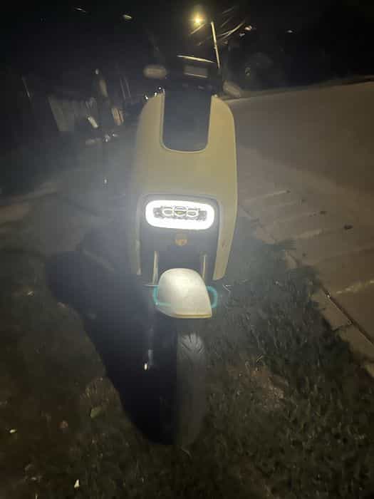 Vand scuter electric defect