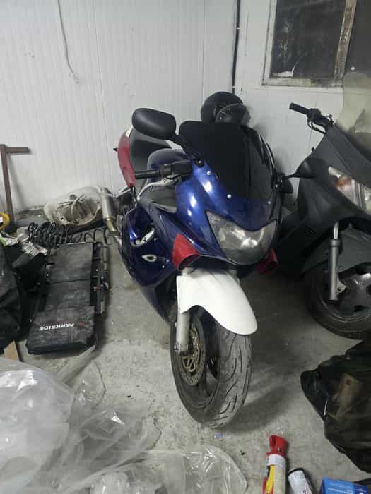 Vând honda cbr f4, sau schimb cu ATV