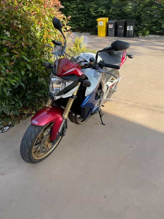 Honda cb 1000r 2011