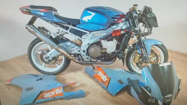 Dezmembrez Aprilia RSV 1000 R model 2004 - 2008
