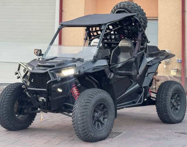 Vând/Schimb Polaris RZR XP 1000 2017