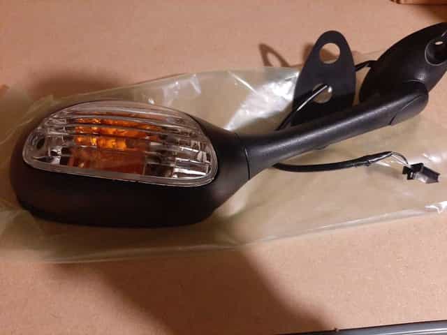 Oglinda stanga moto Suzuki GSX-R GSXR 600 750 1000 GSXR600 GSXR750 K6