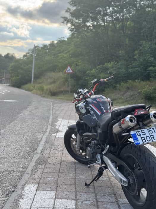 Yamaha mt 03 660(motocicleta A2) (nu hornet, kavasaki,nu aprilia)