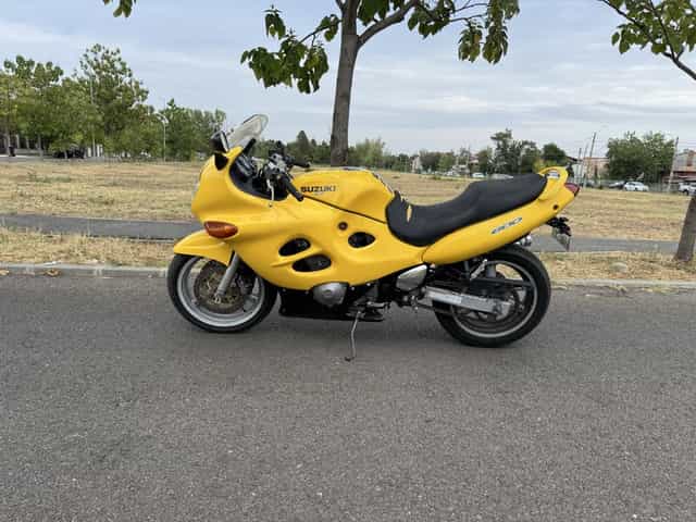 Suzuki gsx 600 f Katana. Vand sau schimb