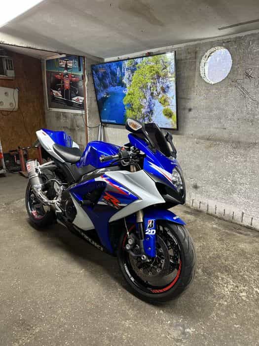 Suzuki GSXR 1000 K7