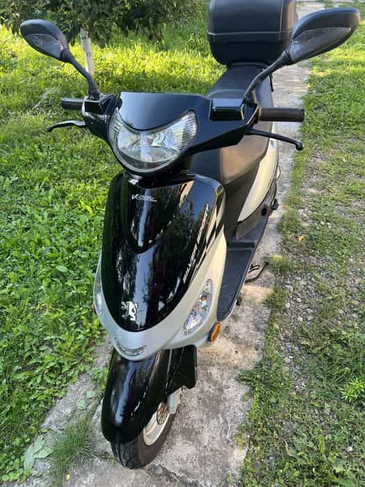 Scuter de vânzare