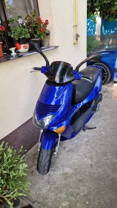 Vând scuter aprilia leonardo sau schimb cu atv de peste 300cmc!