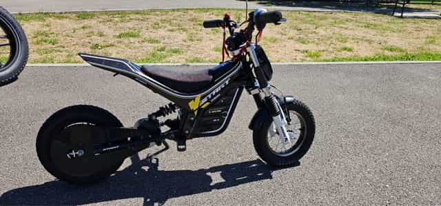 MotoCross electric Kuberg pentri copii 3-5 ani