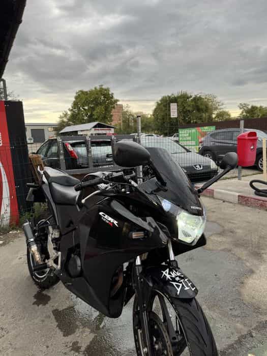 Vand Honda CBR 125R