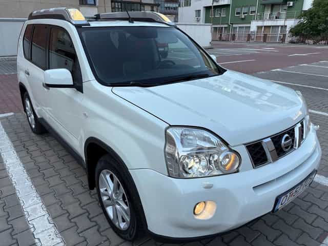 X-trail T31 2.0dCi 150cp 4x4 #FULL-FULL options# PROPRIETAR din 2020!