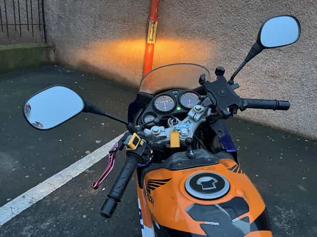 Honda crb 125rr, 15cc an 2005, editie repsol original