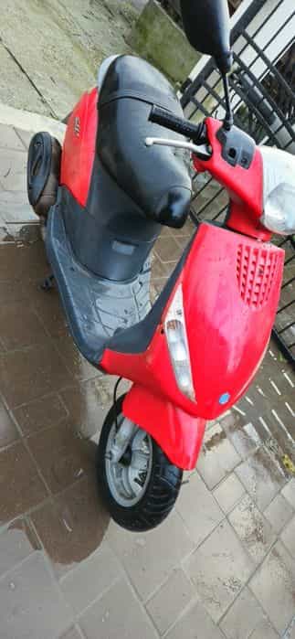 Scuter Piaggio Zip