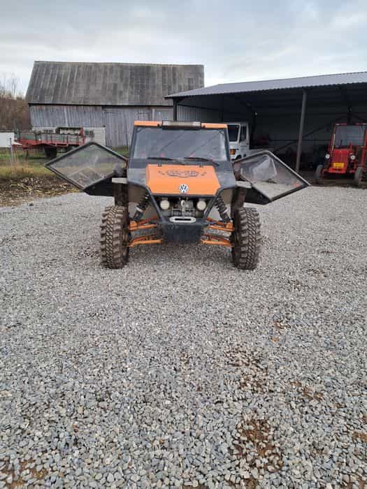 Vând sau schimb Buggyi 4x4