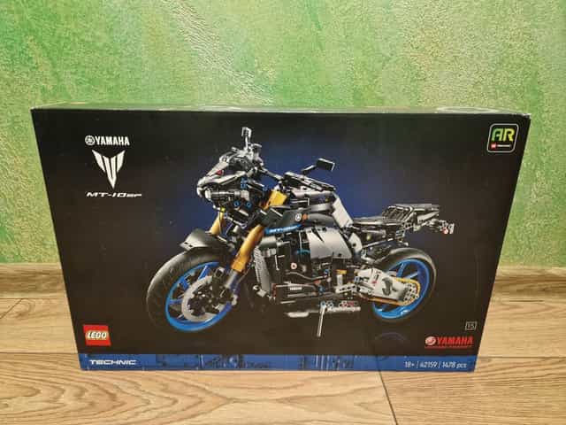 LEGO Technic - Yamaha MT-10 SP (42159)