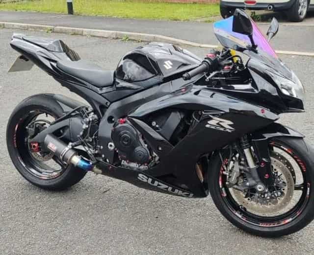 Dezmembrari/Dezmembrez Suzuki GSXR-750 an 2010