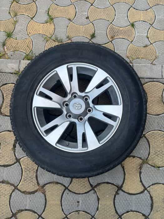 Set jante+anvelope de iarnă Pirelli - Toyota Hilux/Land Cruiser