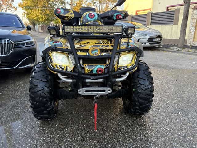 Can-Am ATV outlander max 800R