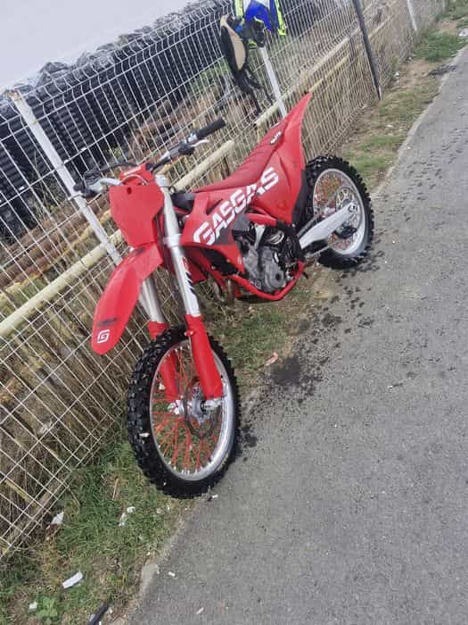 Vând cross GASGAS MC250F