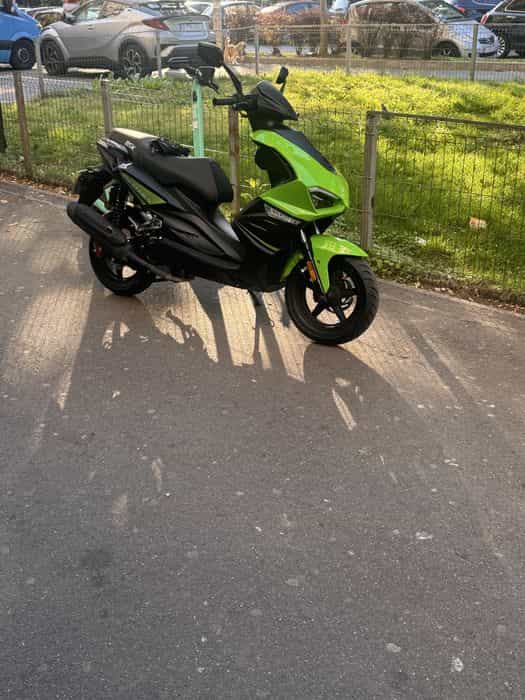 Vand scuter .BSK diablo limitat 25kmh