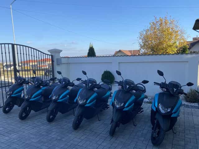 Scutere Noi 0 Km Yamaha 125 cmc de Inchiriat .Iasi.Wolt, Glovo