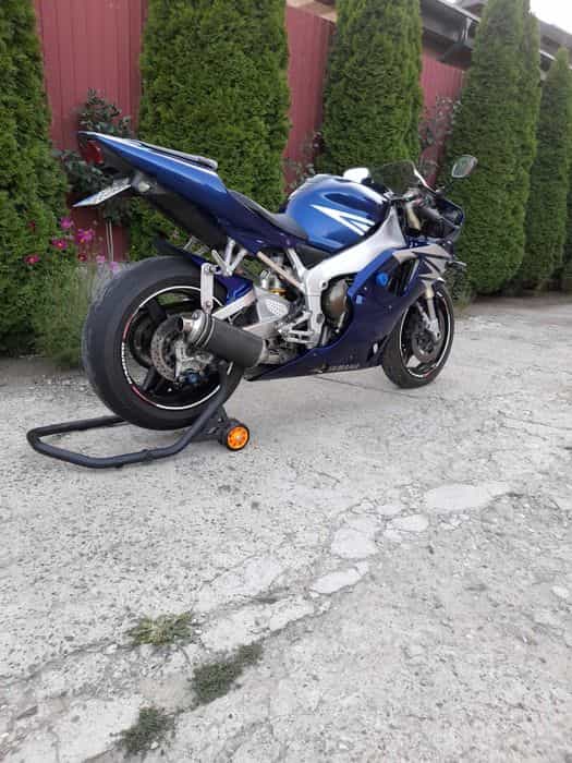Yamaha r1  motor 1000 sau Schimb cu Masina