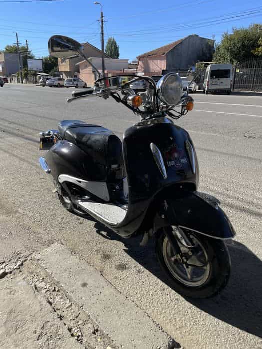 Scuter 50cc Retro motor 4 timpi