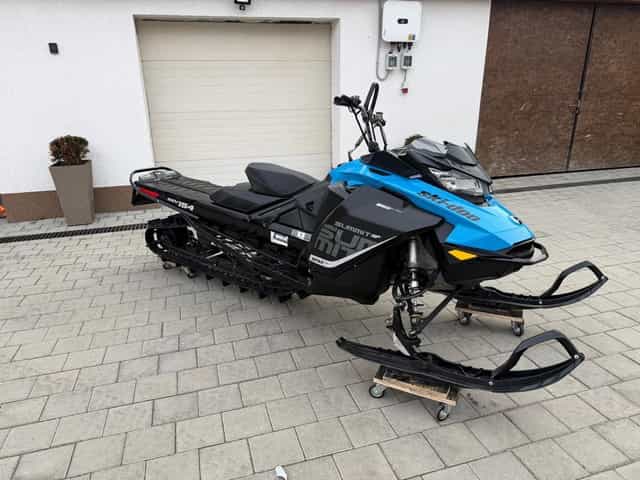 Ski-Doo Summit SP 850 E-TEC 154” – evacuare sport