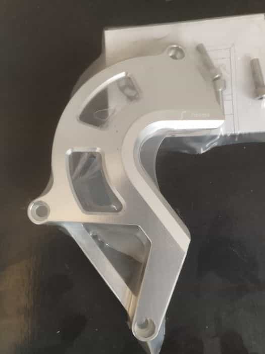 Protecție pinion Rizoma pentru Aprilia Rsv4 model 2009-2014