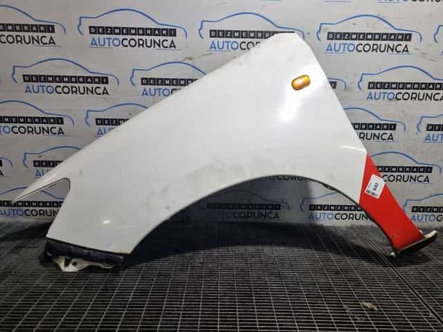 Aripa Stanga Fata Toyota Hilux VII (Facelift 2011) 2010 - 2015 4 Usi Alb (640)