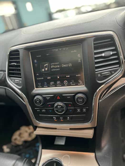 Navigatie Jeep Grand Cherokee 2015