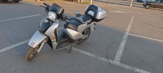 Aprilia Scarabeo 125 cc