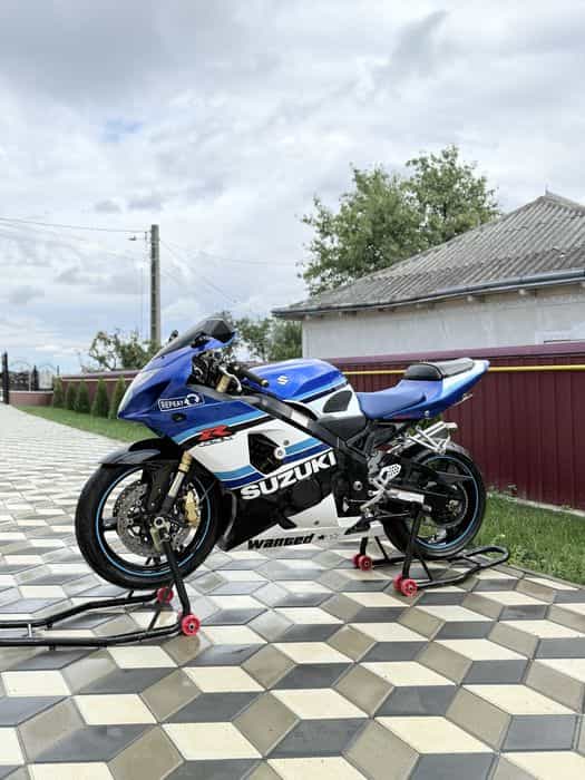 Suzuki gsxr 600 k5 limitat a2 35 kw pregatit de sezon