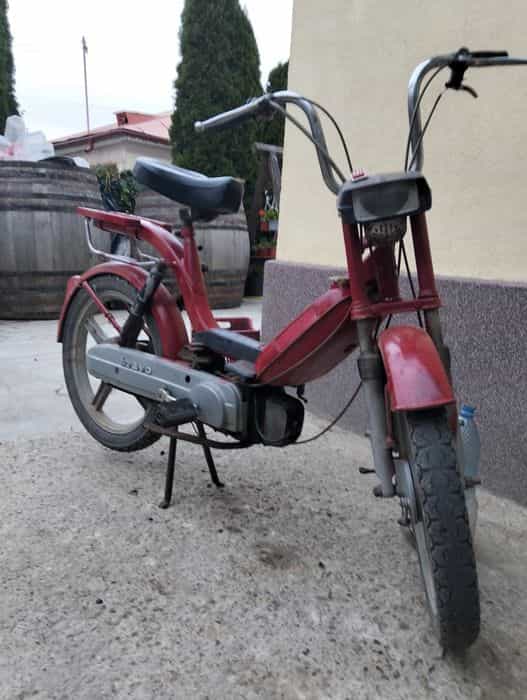 Vând Piaggio bravo 49cc