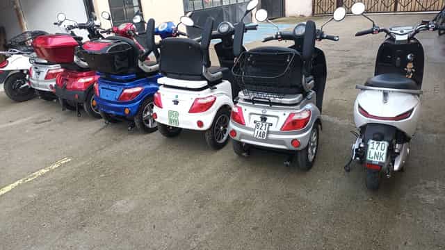 Triciclete si scutere electrice,acte pentru inregistrare,baterii noi.